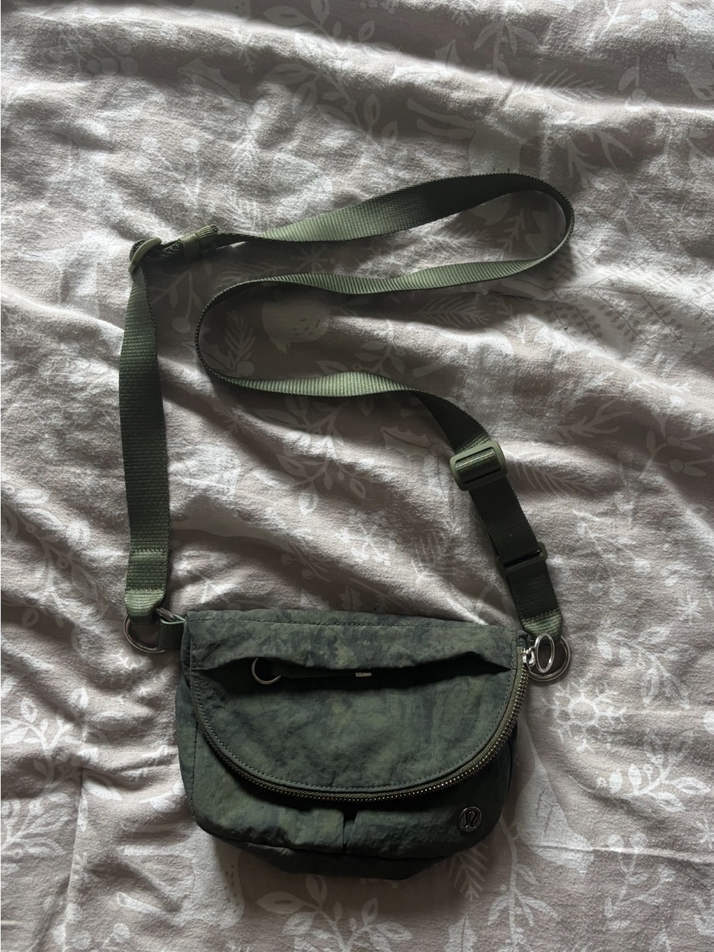 Lululemon purse